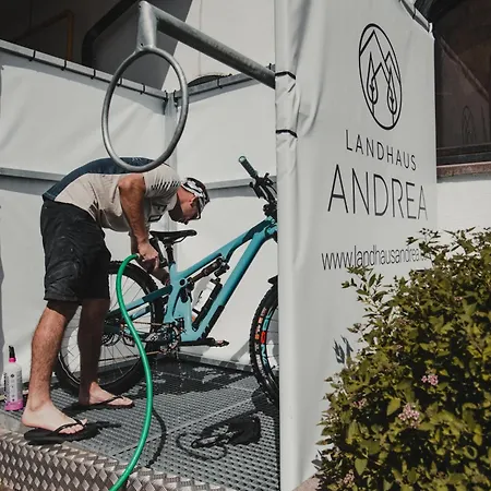 Andrea - Joker Card Partner